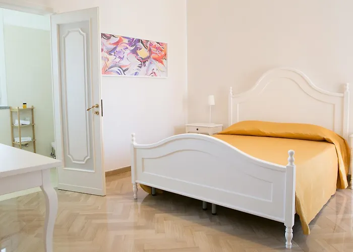 Le Duchesse לינה וארוחת בוקר